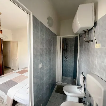 Rising Sun - With Private Bathrooms