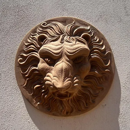 Rising Sun - With Private Bathrooms * Catania