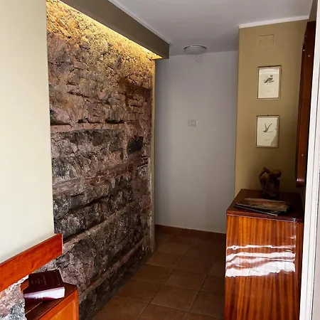 Rising Sun - With Private Bathrooms *